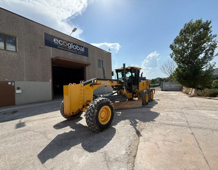 JOHN DEERE 772GP AWD **REGISTERED**